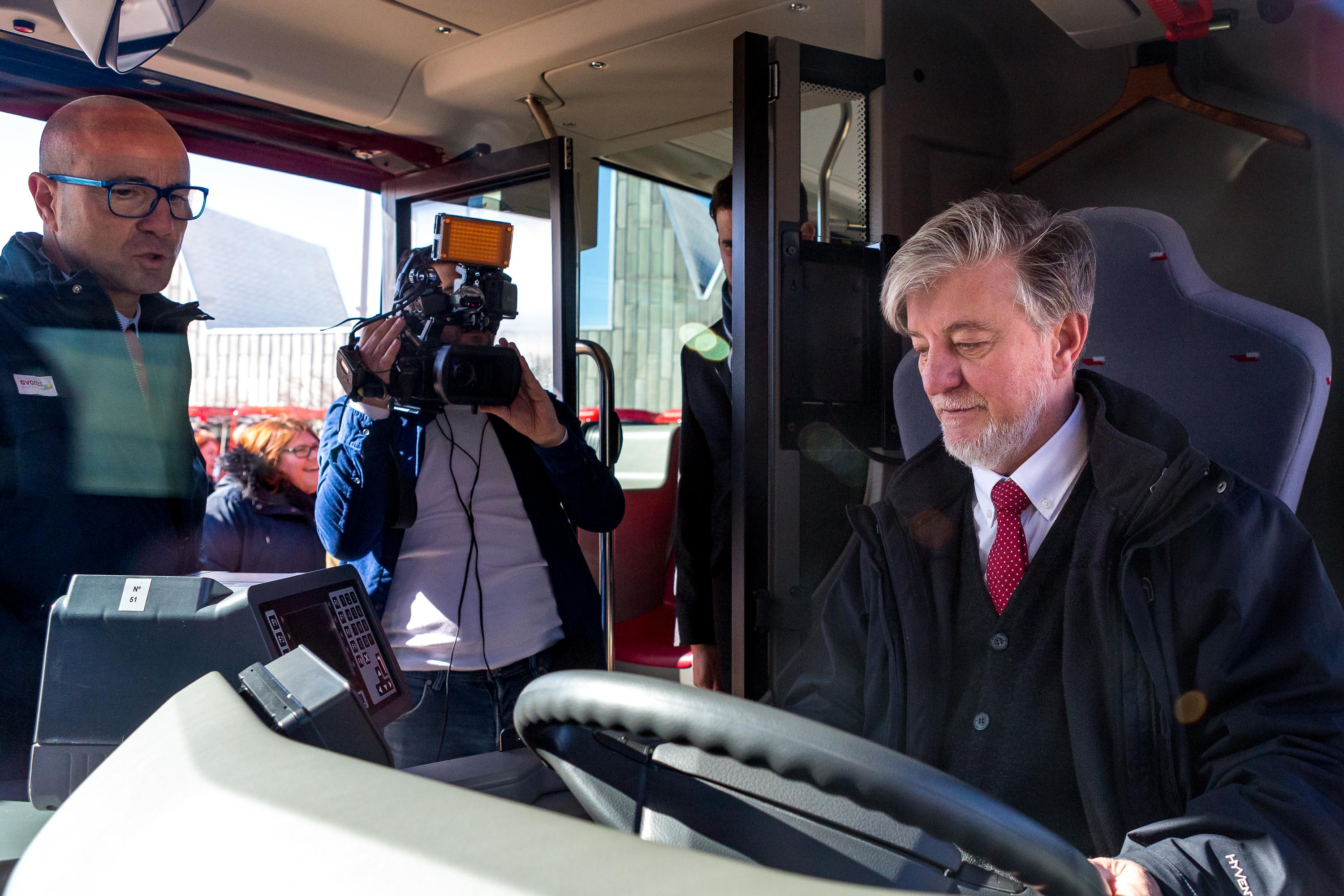 La oposición pide al alcalde Santisteve que rectifique La oposición pide al alcalde Santisteve que rectifique