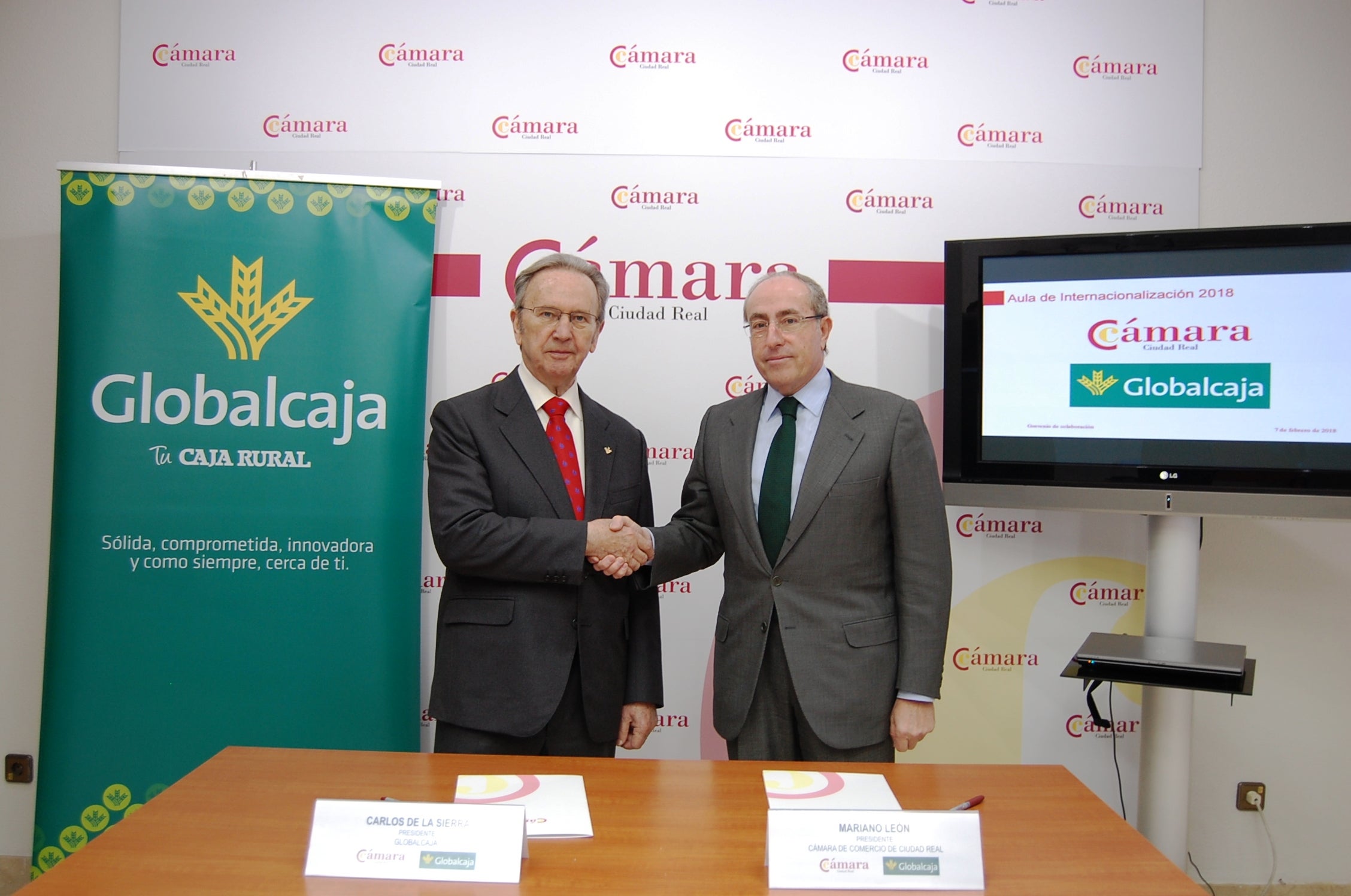 Globalcaja y la Cámara de Comercio siguen apostando por la internacionalización de las empresas Globalcaja y la Cámara de Comercio siguen apostando por la internacionalización de las empresas