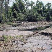 Río de Cuninico (Loreto, Perú) un año después del derrame de petróleo del oleoducto Norperuano. Diciembre, 2015. Autora: Cristina O'Callaghan Gordo/ISGlobal