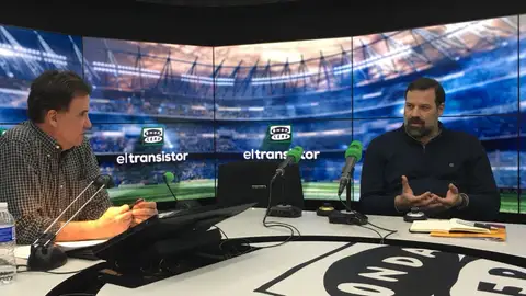 Alfonso Reyes con José Ramón de la Morena en El Transistor. Alfonso Reyes con José Ramón de la Morena en El Transistor.