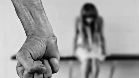 Notificar las agresiones al personal sanitario primer paso para solucionar el problema Notificar las agresiones al personal sanitario primer paso para solucionar el problema