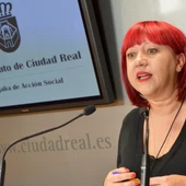 Matilde Hinojosa, concejala de Acción Social Matilde Hinojosa, concejala de Acción Social
