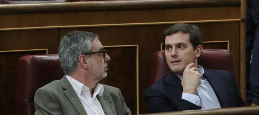 Albert Rivera junto a José Manuel Villegas en el Congreso Albert Rivera junto a José Manuel Villegas en el Congreso