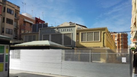 Zona acotada para las excavaciones arqueol&oacute;gicas en la Plaza de las Flores