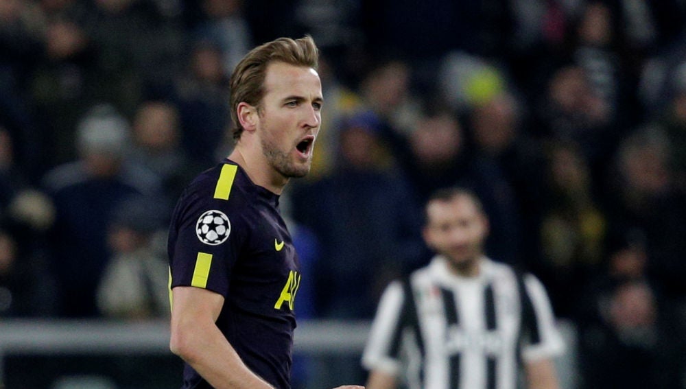 Harry Kane celebra su gol ante la Juventus