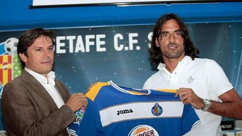 Presentando al ex D&eacute;por Juan Rodr&iacute;guez como jugador del Getafe