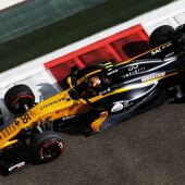 Alonso pilotando el Renault
