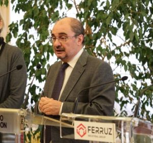 El Presidente de Aragón, Javier Lambán, y la consejera de Economía, Industria y Empleo, Marta Gastón, se han reunido con los directivos del Grupo Industrial Ferruz El Presidente de Aragón, Javier Lambán, y la consejera de Economía, Industria y Empleo, Marta Gastón, se han reunido con los directivos del Grupo Industrial Ferruz