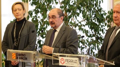 El Presidente de Arag&oacute;n, Javier Lamb&aacute;n, y la consejera de Econom&iacute;a, Industria y Empleo, Marta Gast&oacute;n, se han reunido con los directivos del Grupo Industrial Ferruz