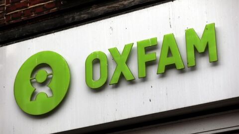 Fachada de Oxfam Interm&oacute;n