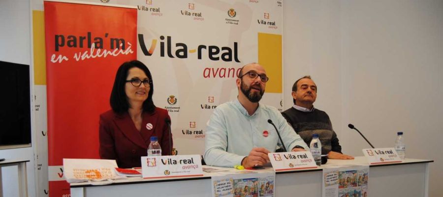 El regidor de Normalització Lingüística Santi Cortells ha presentat la vintena edició del Voluntariat pel Valencià amb l´assocciació Cultural Socarrats. El regidor de Normalització Lingüística Santi Cortells ha presentat la vintena edició del Voluntariat pel Valencià amb l´assocciació Cultural Socarrats.