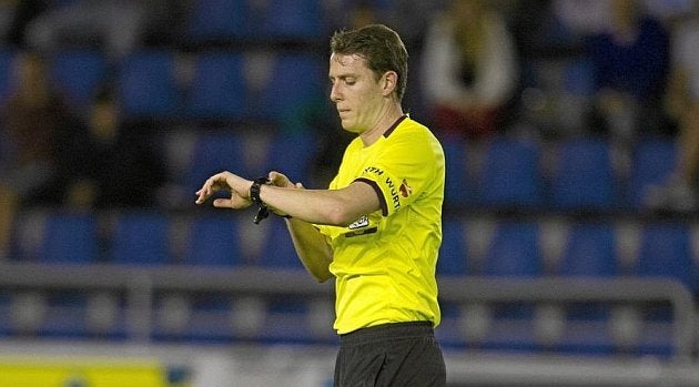 Un mes de sanción para David Medié Jiménez por su arbitraje en el Valencia - Levante Un mes de sanción para David Medié Jiménez por su arbitraje en el Valencia - Levante