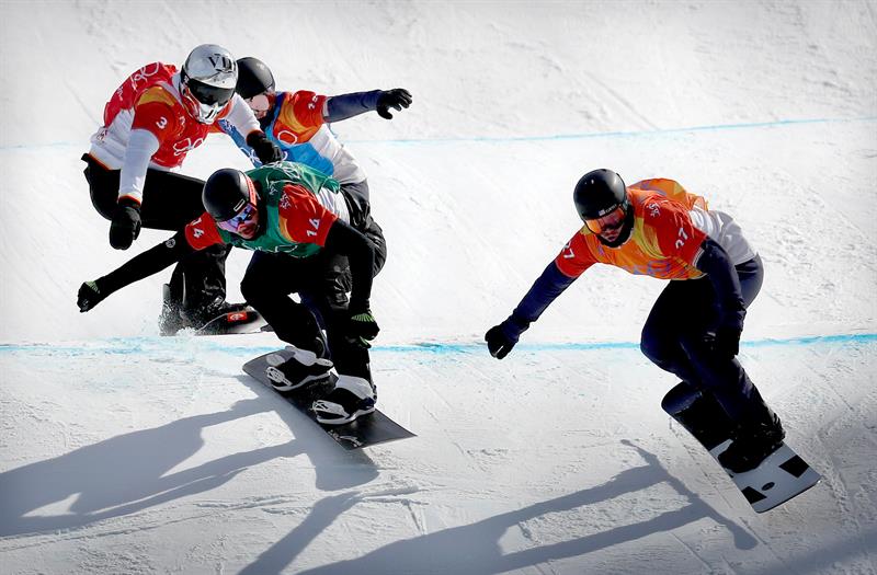 Regino Hernández gana el bronce para España en el boardecross de snowboard Regino Hernández gana el bronce para España en el boardecross de snowboard