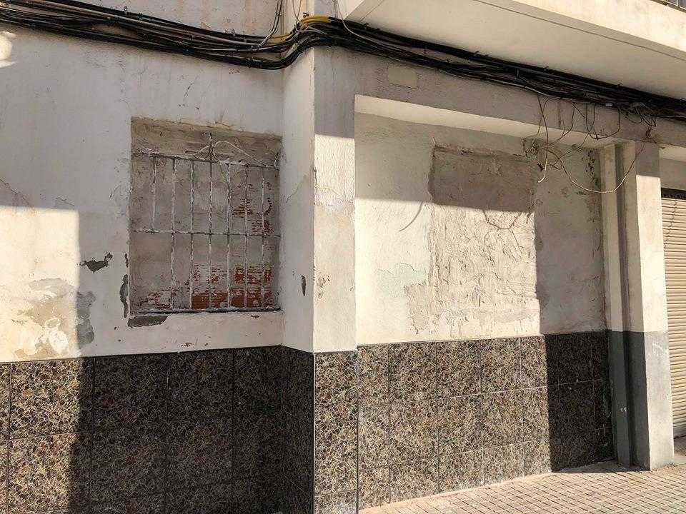 Podemos acusa al tripartito de Elche de crear “miedo” en el barrio de San Antón al tapiar las viviendas que se quedan vacías Podemos acusa al tripartito de Elche de crear “miedo” en el barrio de San Antón al tapiar las viviendas que se quedan vacías