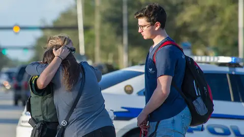 Fotografía después del tiroteo en un instituto de Florida Fotografía después del tiroteo en un instituto de Florida