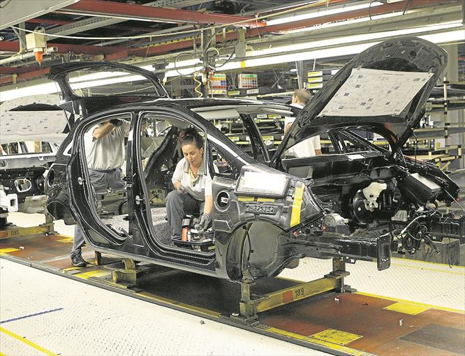 Los primeros 25 empleados de Figueruelas trabajan ya en Villaverde Los primeros 25 empleados de Figueruelas trabajan ya en Villaverde