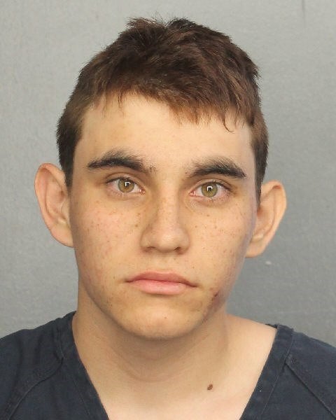 El autor del tiroteo de Florida hizo comentarios racistas y homófobos en una red social El autor del tiroteo de Florida hizo comentarios racistas y homófobos en una red social