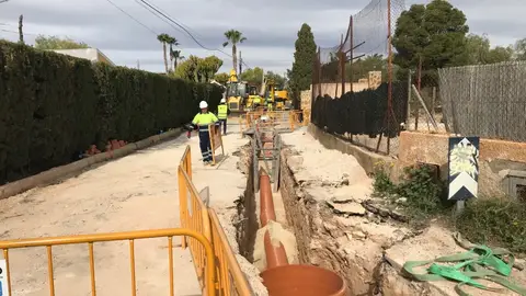 Trabajos en una obra de contratación pública de Elche Trabajos en una obra de contratación pública de Elche