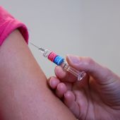 El rechazo a las vacunas no tiene nada de sano ni de ecologico
