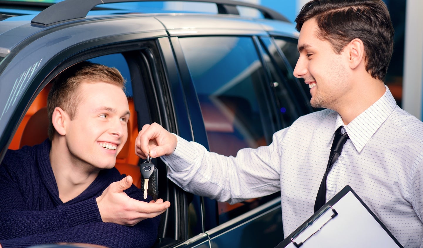 Durante el 2022 bajó la venta de coches usados un 14,3% en Extremadura Durante el 2022 bajó la venta de coches usados un 14,3% en Extremadura