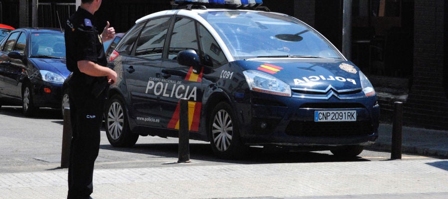 Coche de la Policía Nacional Coche de la Policía Nacional