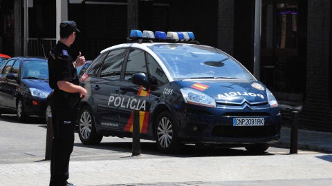 Coche de la Polic&iacute;a Nacional