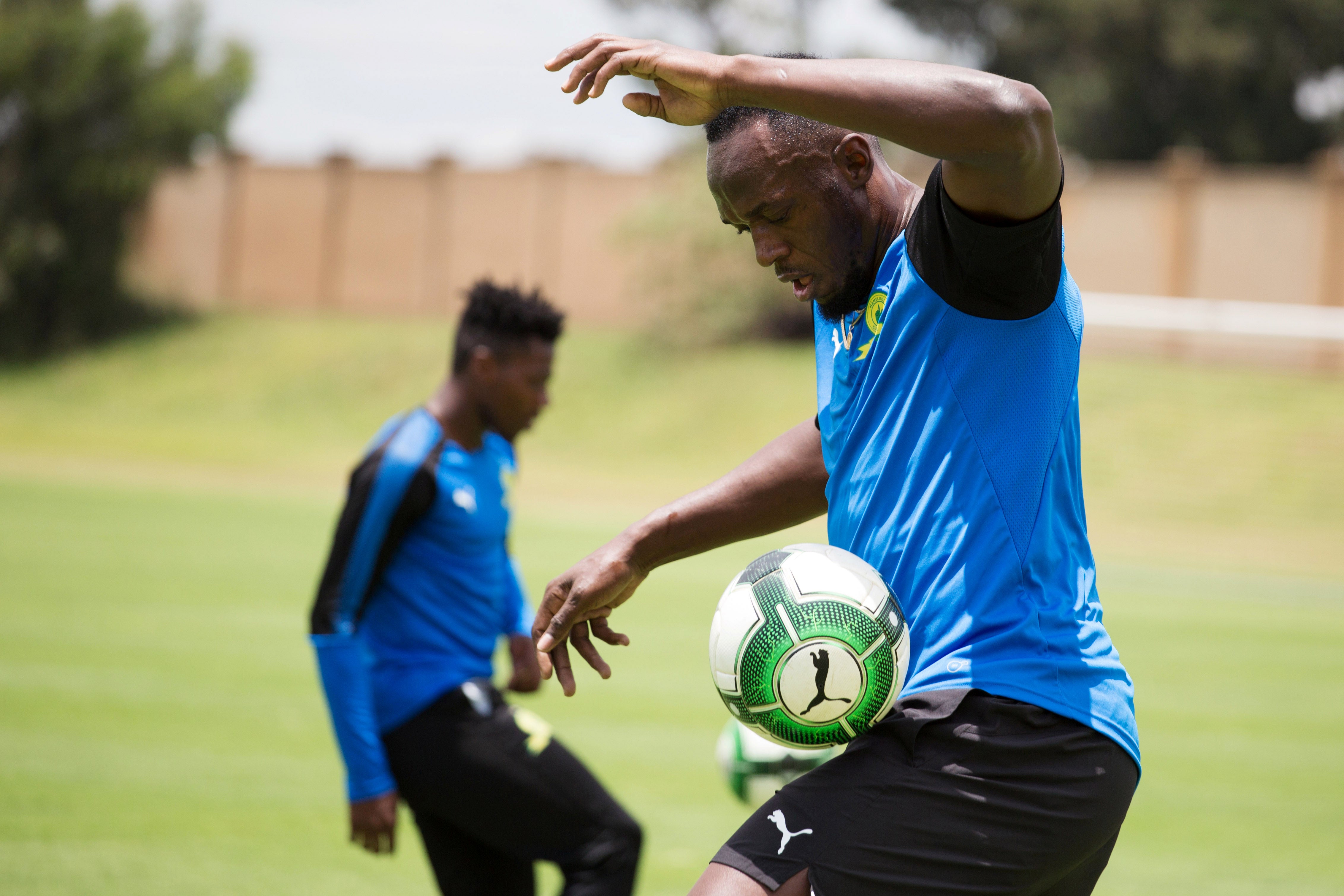 Bolt desvela el misterio: jugará un partido benéfico de fútbol en Old Trafford Bolt desvela el misterio: jugará un partido benéfico de fútbol en Old Trafford