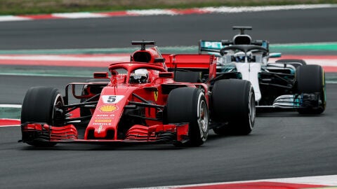 Vettel, delante de Bottas en Montmel&oacute;