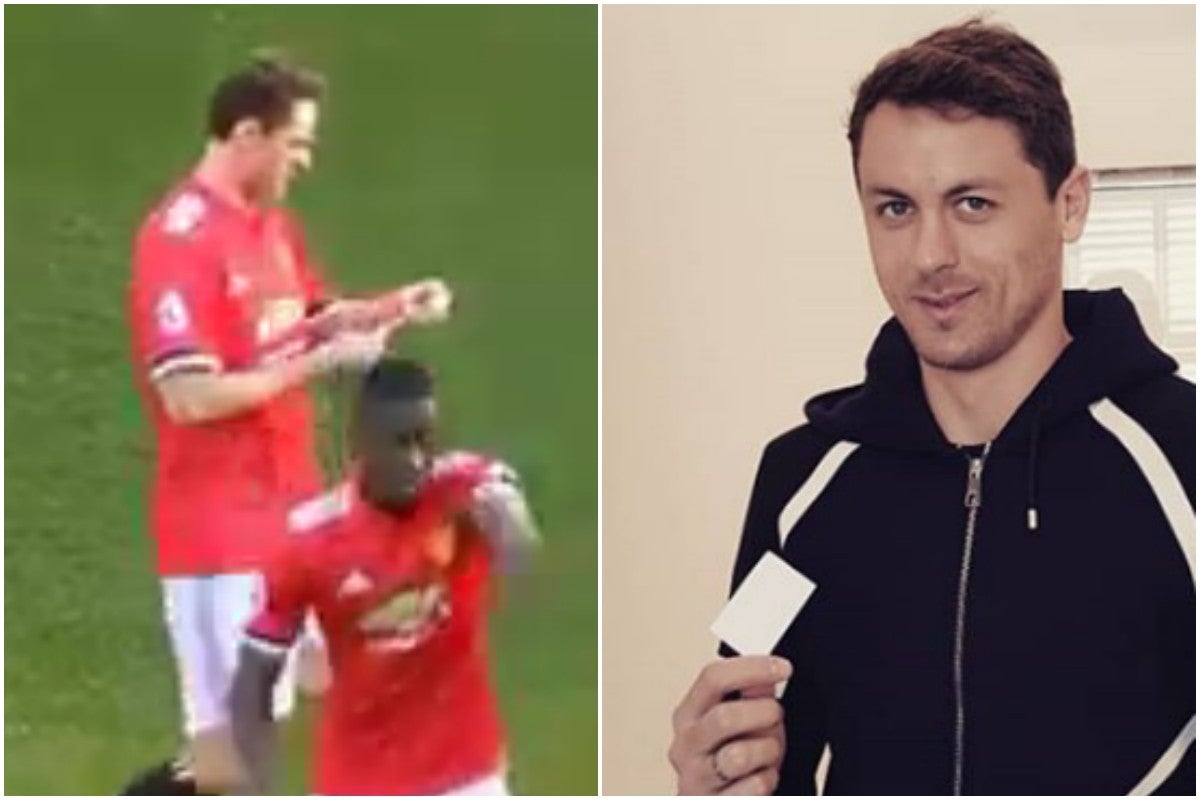 Matic desvela el mensaje de la nota que le pasó Mourinho durante el partido contra el Chelsea Matic desvela el mensaje de la nota que le pasó Mourinho durante el partido contra el Chelsea