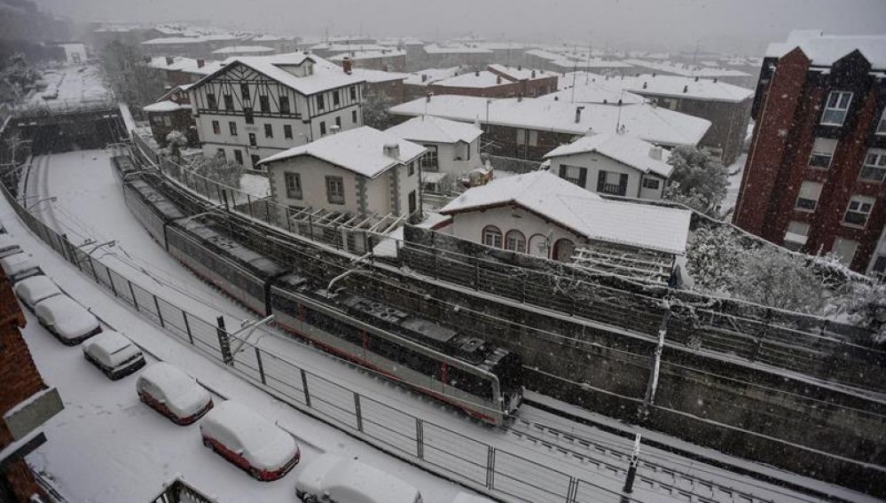 El temporal de nieve llega a Bilbao