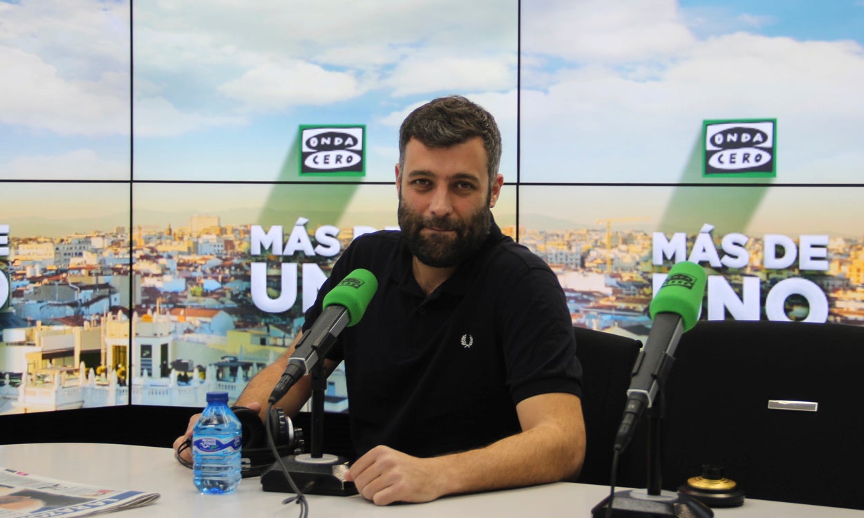 Nacho Carretero: "La serie 'Fariña' refleja muy bien el fenómeno único del narcotráfico en Galicia" Nacho Carretero: "La serie 'Fariña' refleja muy bien el fenómeno único del narcotráfico en Galicia"