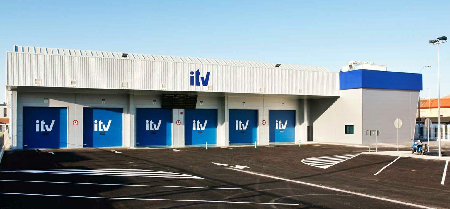 La consejera de Industria Nieves Roqueñí señala que revisarán los servicios mínimos de la huelga de ITV La consejera de Industria Nieves Roqueñí señala que revisarán los servicios mínimos de la huelga de ITV