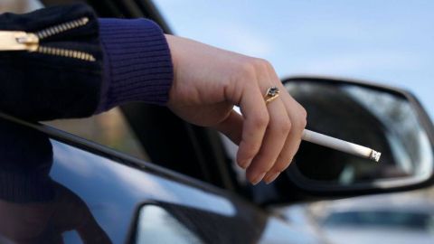fumar-coche-2_1440x655c