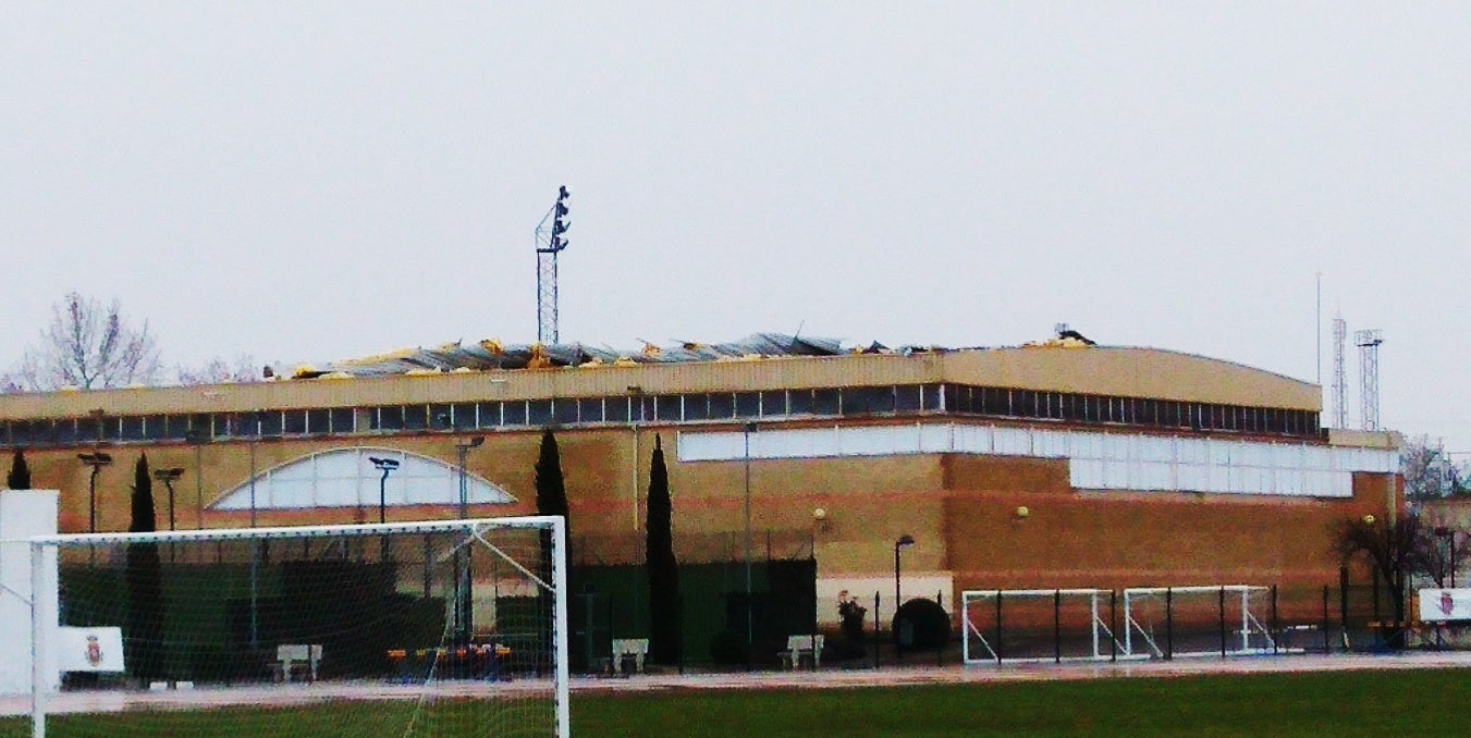 Suspendidas temporalmente las actividades deportivas en el Polideportivo Rey Juan Carlos Suspendidas temporalmente las actividades deportivas en el Polideportivo Rey Juan Carlos