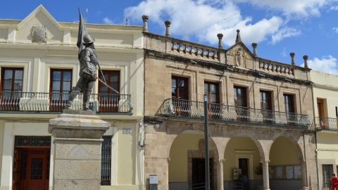 La fachada del Consistorio de Villanueva de la Serena, Badajoz