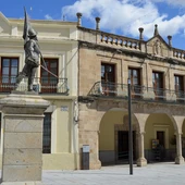 La fachada del Consistorio de Villanueva de la Serena, Badajoz La fachada del Consistorio de Villanueva de la Serena, Badajoz