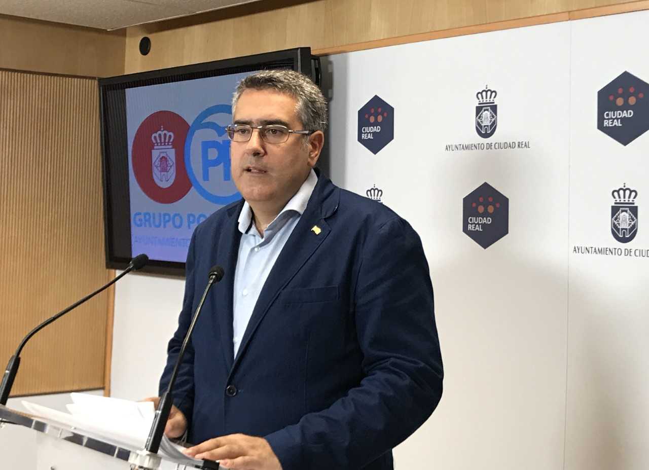 El PP asegura que el Presupuesto del Ayuntamiento llega tarde y mal El PP asegura que el Presupuesto del Ayuntamiento llega tarde y mal