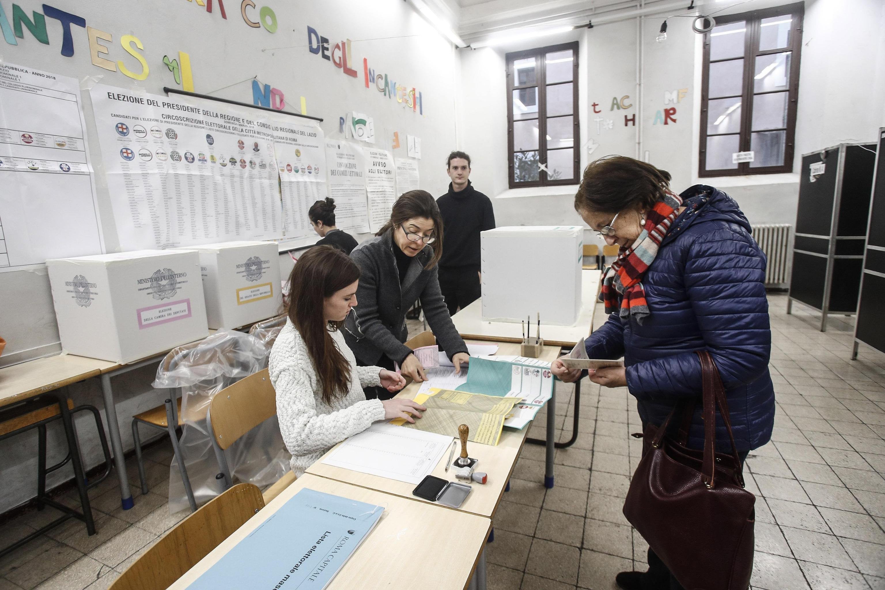 Italia vota este domingo en unas elecciones generales de resultado incierto Italia vota este domingo en unas elecciones generales de resultado incierto