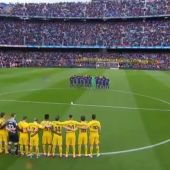 Minuto de silencio por 'Quini' antes del Barcelona - Atlético de Madrid