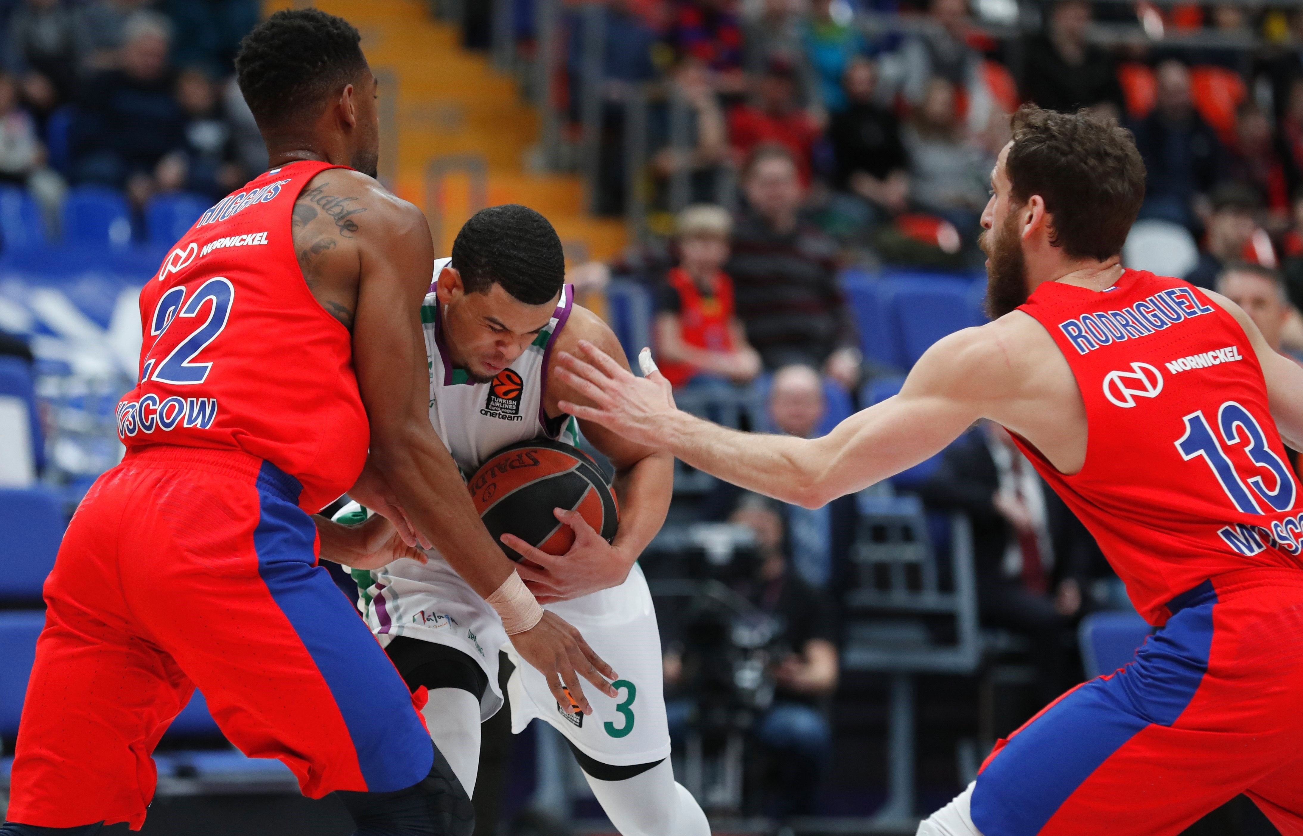 El CSKA arrolla al Unicaja de Joan Plaza en Moscú El CSKA arrolla al Unicaja de Joan Plaza en Moscú