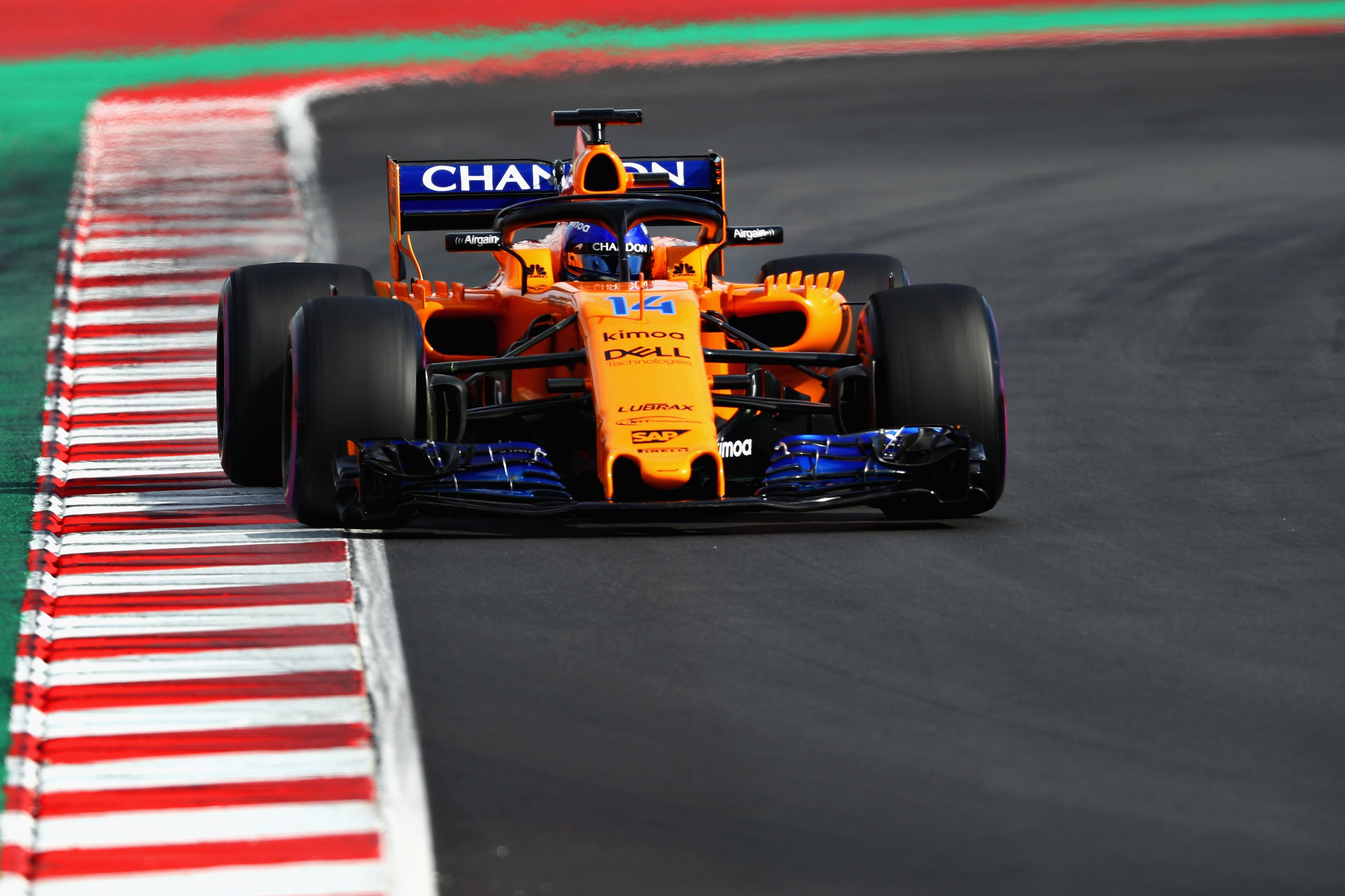 DÍA 8: Fernando Alonso se da una alegría al final pero McLaren no despeja las dudas; Carlos Sainz, tercero con el Renault DÍA 8: Fernando Alonso se da una alegría al final pero McLaren no despeja las dudas; Carlos Sainz, tercero con el Renault