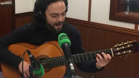Diego Guerrero en Álava en la onda Diego Guerrero nos presenta su nuevo disco "Vengo caminando".