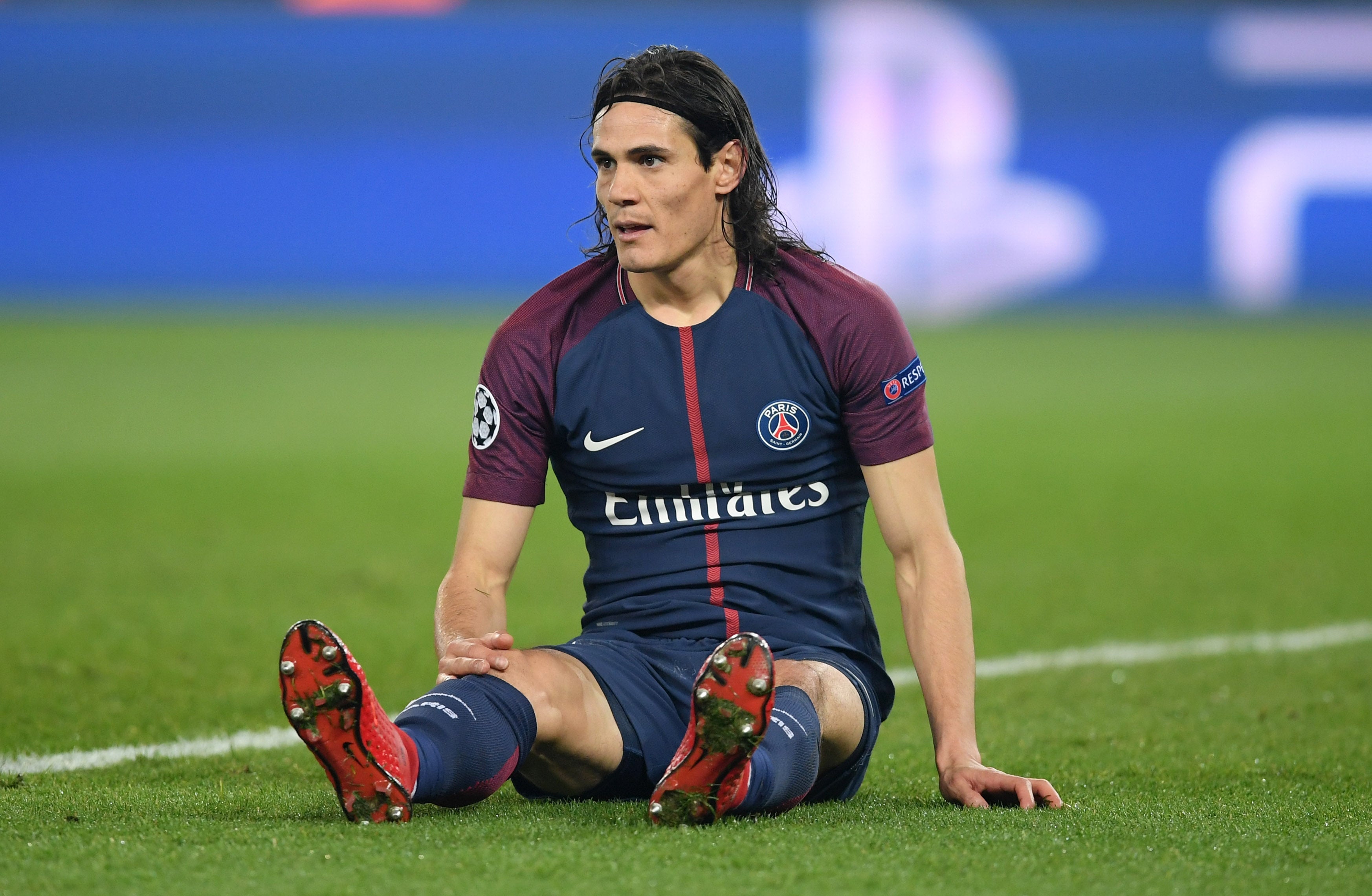 Cavani no se siente cómodo en el PSG y habría pedido salir Cavani no se siente cómodo en el PSG y habría pedido salir