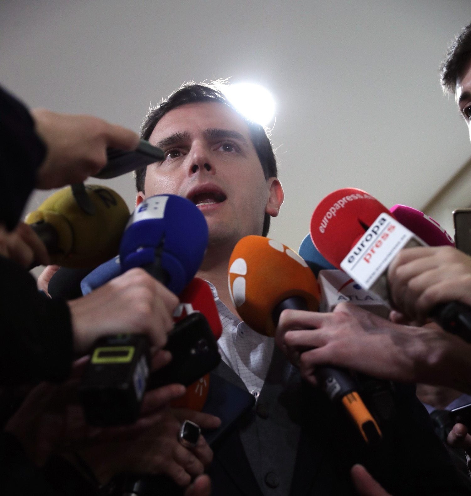 Albert Rivera: "Hasta que no haya un candidato limpio hay que seguir aplicando el 155" Albert Rivera: "Hasta que no haya un candidato limpio hay que seguir aplicando el 155"
