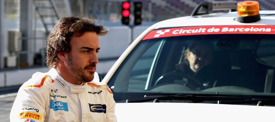 Fernando Alonso, en Montmeló durante los test de pretemporada Fernando Alonso, en Montmeló durante los test de pretemporada