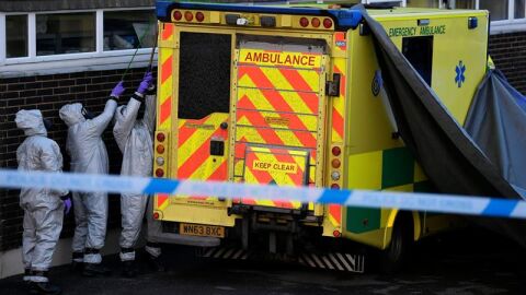 Precintan la ambulancia donde se traslad&oacute; a Sergei Skripal