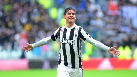 Dybala celebrando un gol