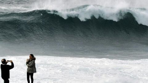 Dos personas se fotograf&iacute;an en Mux&iacute;a, A Coru&ntilde;a