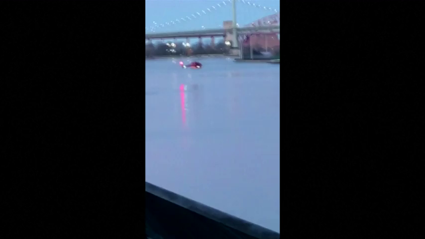 Al menos cinco muertos al estrellarse un helicóptero en Nueva York Al menos cinco muertos al estrellarse un helicóptero en Nueva York