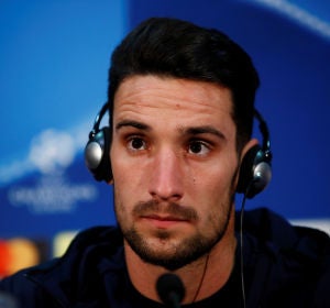 Sergio Rico atiende a los medios de comunicación Sergio Rico atiende a los medios de comunicación